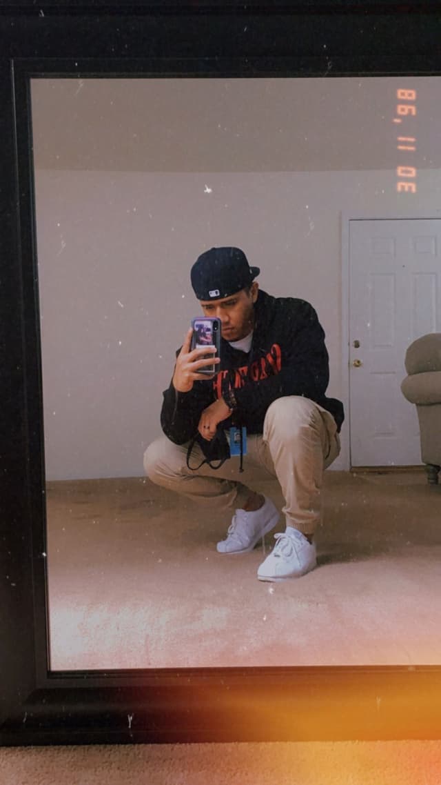 MixedRoyalty™ OnlyFans creator