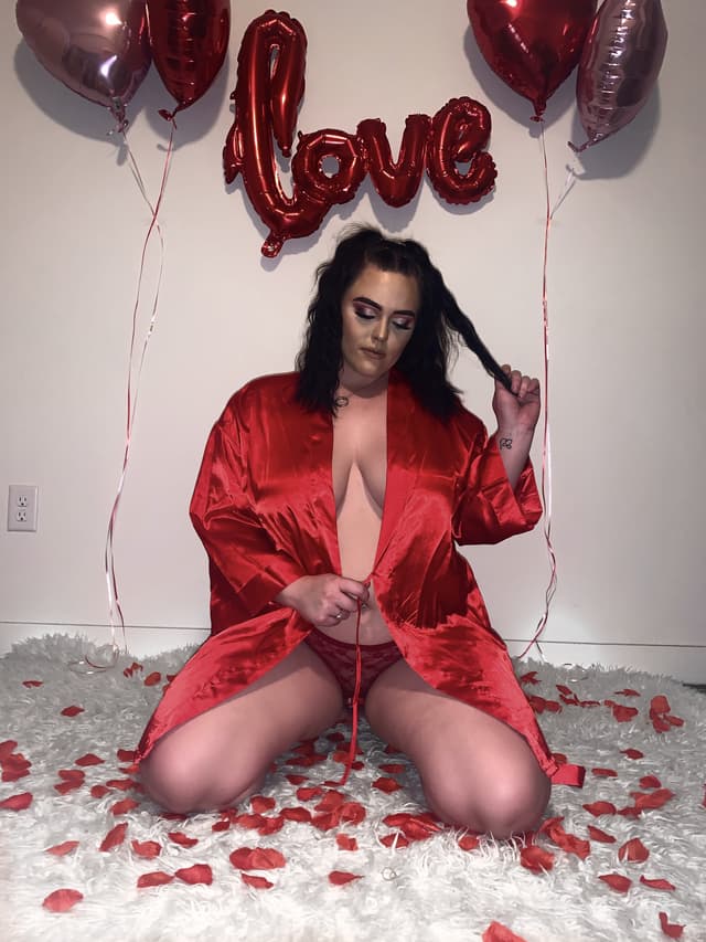 Maya K OnlyFans creator