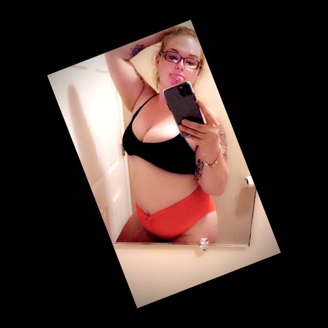 Saweetiee OnlyFans creator